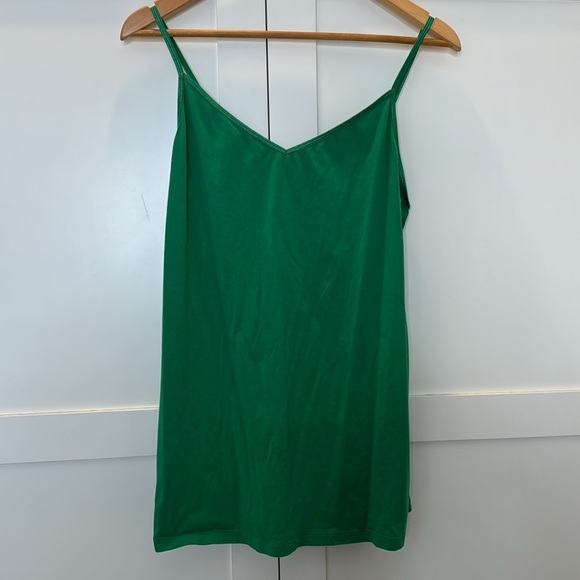 Green XL Long tank top - Picture 3 of 5